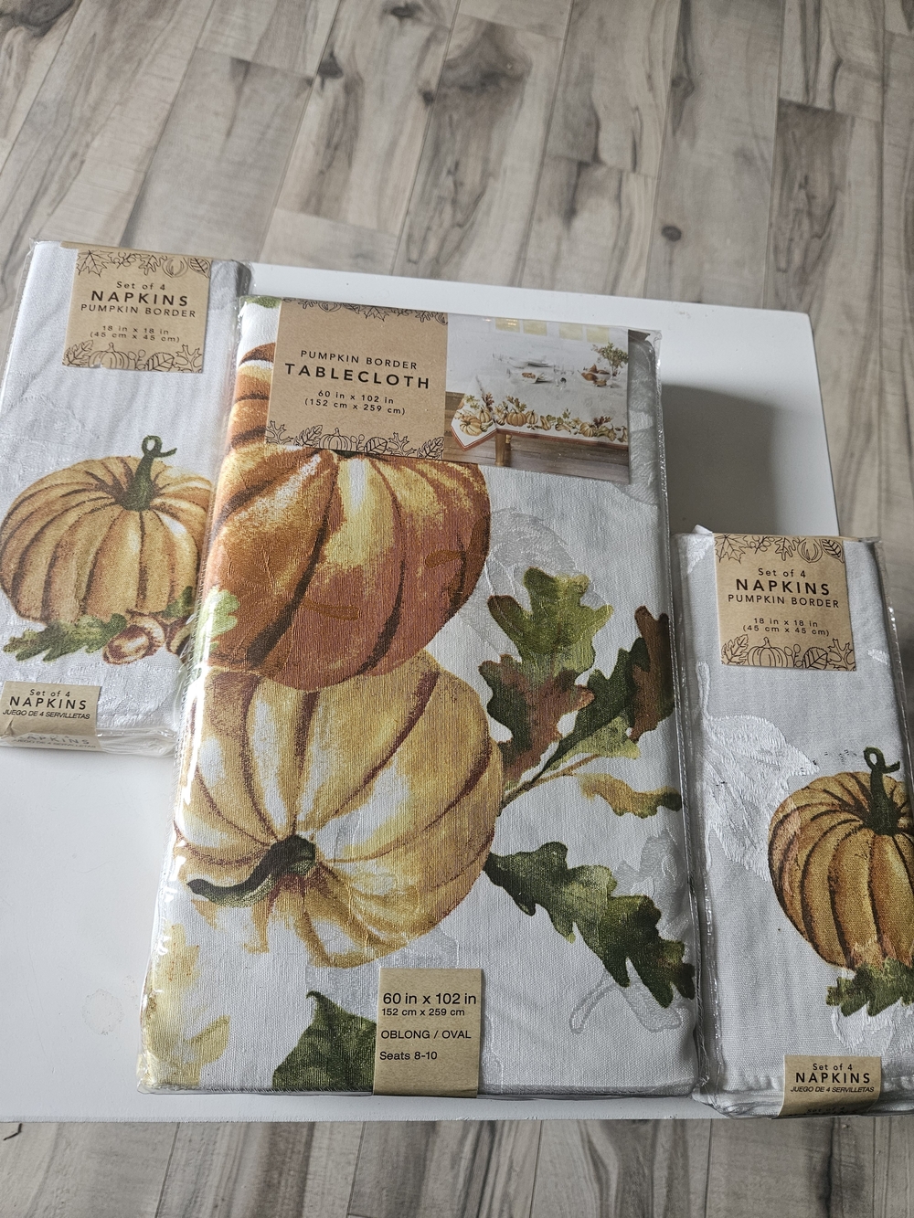 Autumn Pumpkin Border Tablecloth and Napkin Set - White/Orange 60" x 102"
